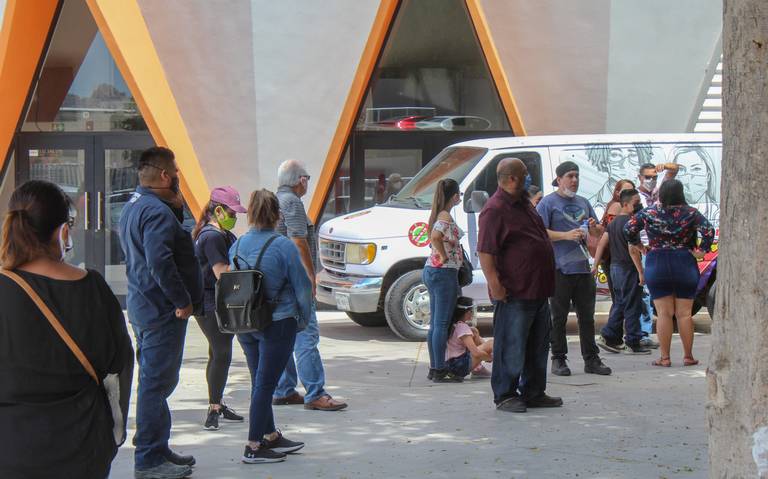 Colas Pruebas rapidas covd-19 Anticipa - Mike Acosta (5)