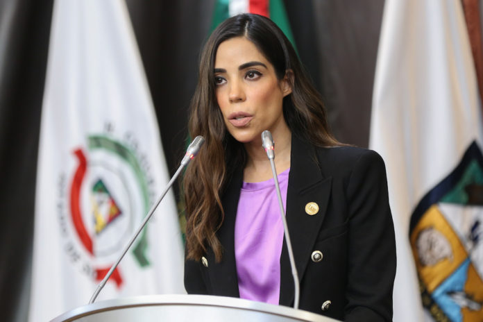 Diputada-Diana-Karina-Barreras-Samaniego-1
